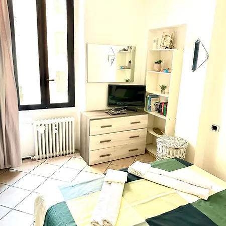 Melissa House Apartment