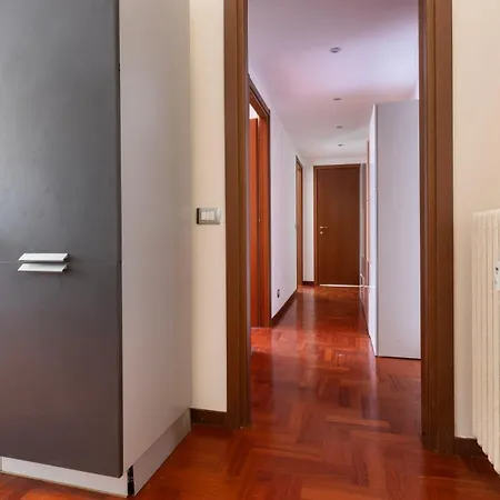 Italianway Easy - Sismondi 74 Apartmán *