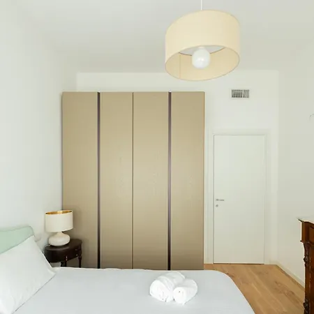 Apartment Moderno Bilocale In Zona Monumentale *