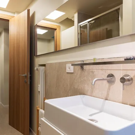 Libia Flexyrent A.c. Wifi. Milão