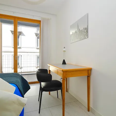 Luxury Con Terrazza, Palestra, Cowork & Box Privato Feriehus