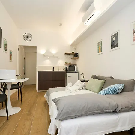 Duomo 10 Min - Cozy With Netflix & Wifi Apartmán Milán