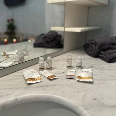 아파트 Jacuzzi-idrotherapy Duomo 5 Min Qcterme 100m