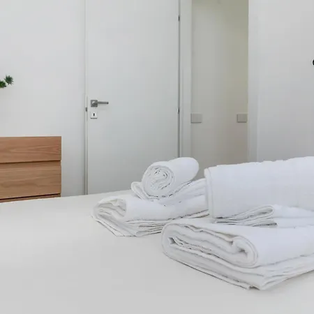 Guest house Twin - Cozy Chic In Santa Sofia Mm4