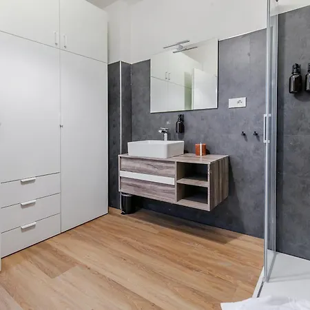 Twin - Cozy Chic In Santa Sofia Mm4 4*