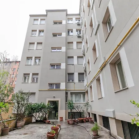 Guest house Twin - Cozy Chic In Santa Sofia Mm4
