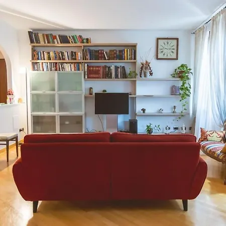 Ampia Oasi A Porta Venezia: Casa In Centro شقة