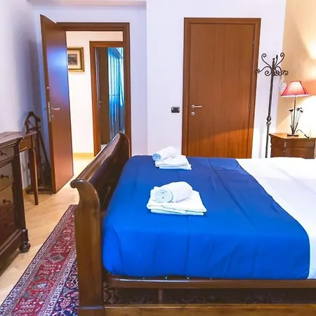 شقة Ampia Oasi A Porta Venezia: Casa In Centro