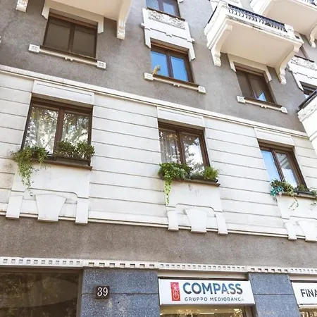 Ampia Oasi A Porta Venezia: Casa In Centro
