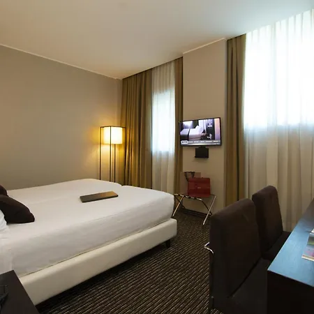 H2c Milanofiori Hotel 4*