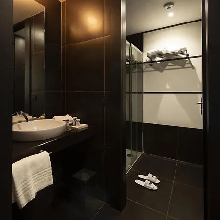 H2c Milanofiori Hotel