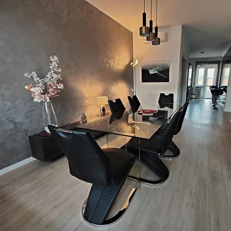 Apartman Bnbutler - Via Foppa 7 - 130 Mq In Posizione Strategica *