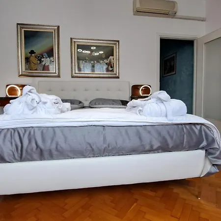 Del Corso Apartman