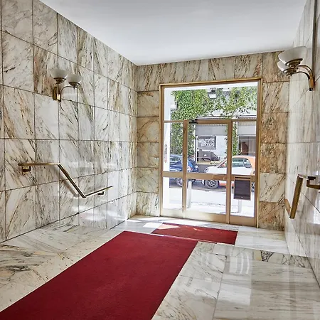 Moderno Trilocale Moscova Brera Апартаменты Милан