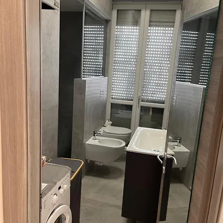 Bilocale Zona Navigli Apartmán