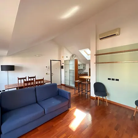 Con 2 Da Letto Navigli + Parcheggio Per 2 Auto * Mailand