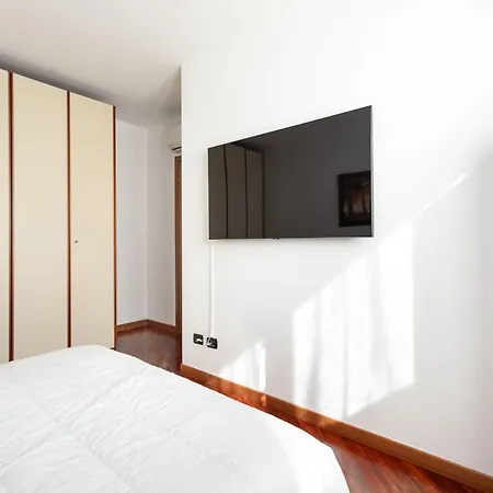 Apartment Lancetti 36 Milan
