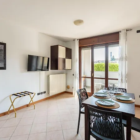 Apartment Lancetti 36 Milan