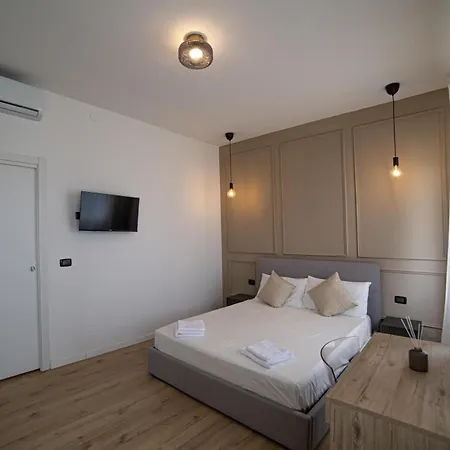 Casa Enea - Luxury House Navigli *