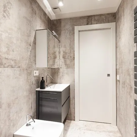 Apartamento Youhosty - Perego 7 Sx