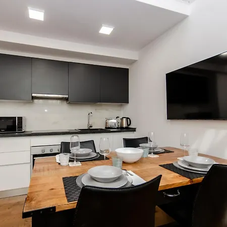 Vivimihome - Alexander Apartment *