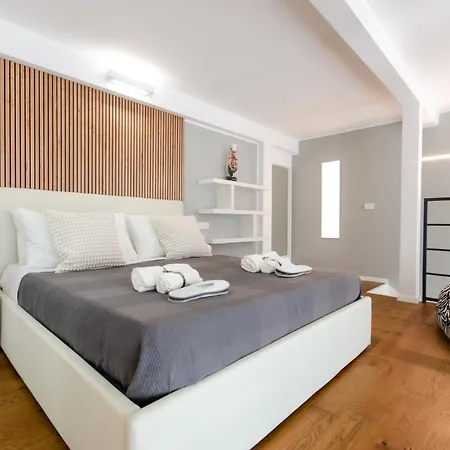 Vivimihome - Alexander