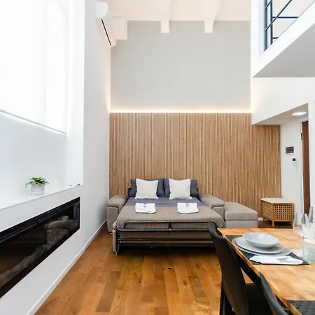 Vivimihome - Alexander Lägenhet Milano