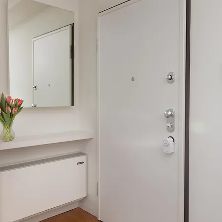 Apartment Gym And Pool Exclusive *