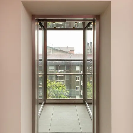 Gym And Pool Exclusive Apartment Milan