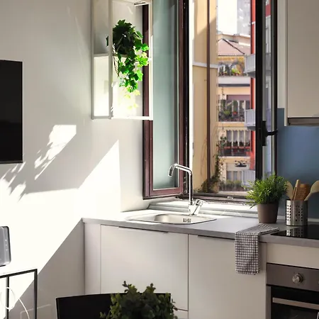 Апартаменты Just Urban - Sunny 2br Flat In The Heart Of - M2 And M4 Metro Милан