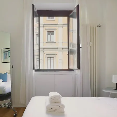 Just Urban - Sunny 2br Flat In The Heart Of - M2 And M4 Metro * Милан