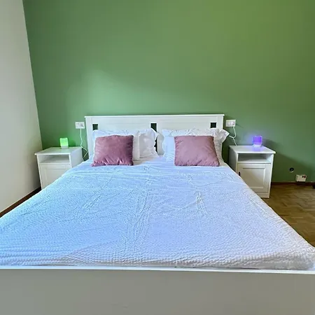 Atene House Apartment *
