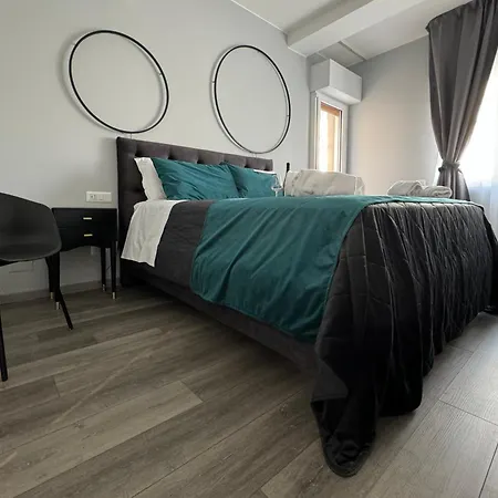 Meg Glamour Vicino I Navigli 4*