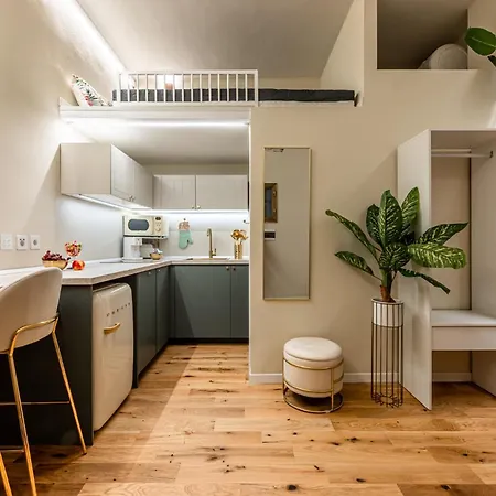 Stylish Monolocale Apartment