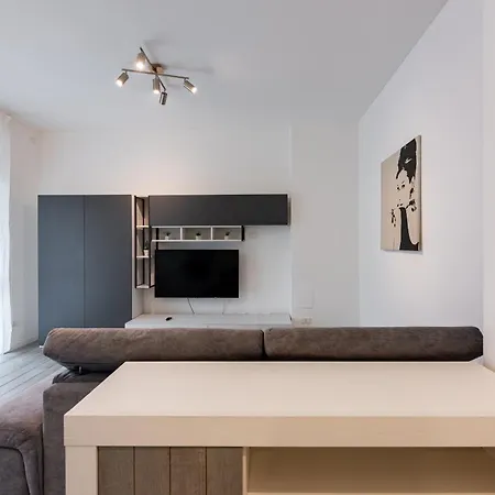 Apartament Audrey Flat - Stazione Centrale