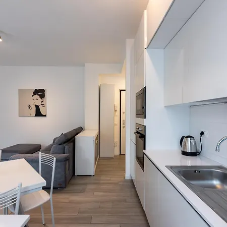 Audrey Flat - Stazione Centrale