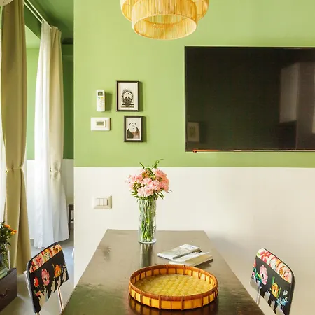 Silenziosa Casa Di Ringhiera - Porta Venezia