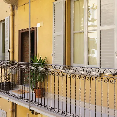 Silenziosa Casa Di Ringhiera - Porta Venezia Milan