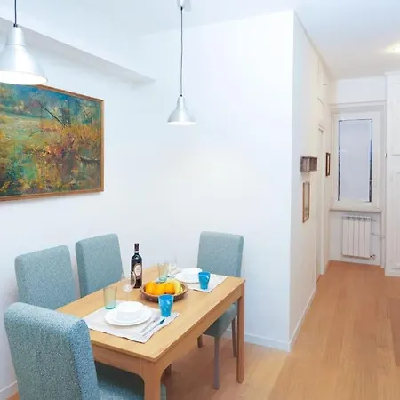 Luma Navigli: Cozy And Romantic Getaway Apartment