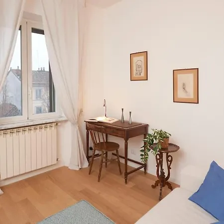 Luma Navigli: Cozy And Romantic Getaway Apartment