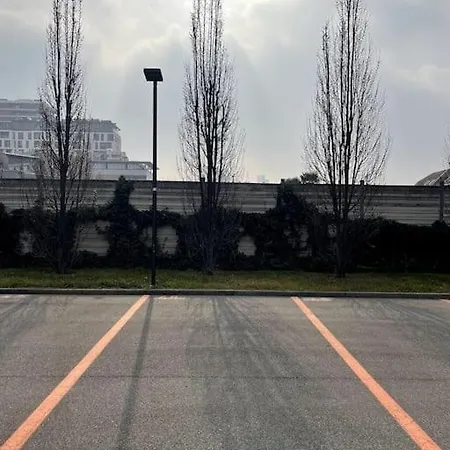 Art Building Palestra Inclusa E Parcheggio شقة