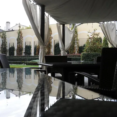 Hotel Grand Visconti Palace 4*