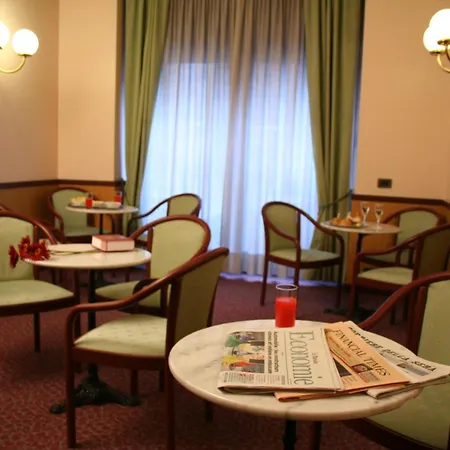 Hotel Albert Hotel 3*