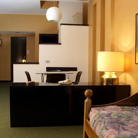 Apartahotel Domus 3*