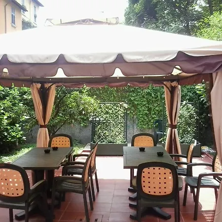 Nizza 밀라노