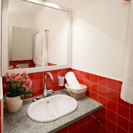 Aparthotel Versoverde Alzaia Naviglio Grande Milan