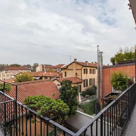 Morimondo House: Fashion & Design