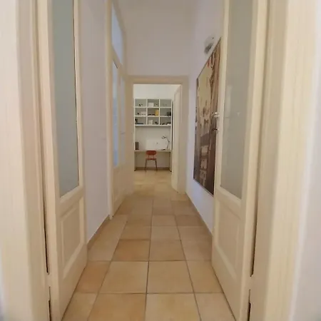 Charming City Lifefiera