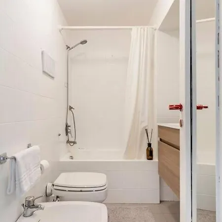 *new In The Center מילאנו