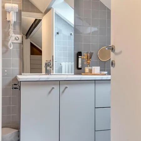 Royal -montenapoleone-